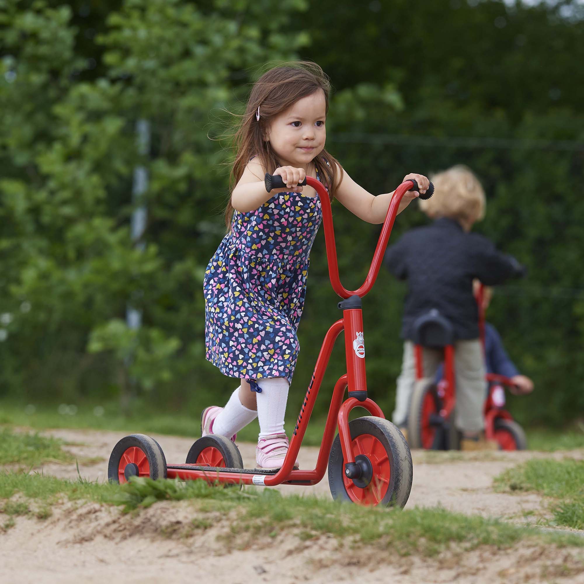 SCOOTER W/2 REAR WHEELS (RED) MINI