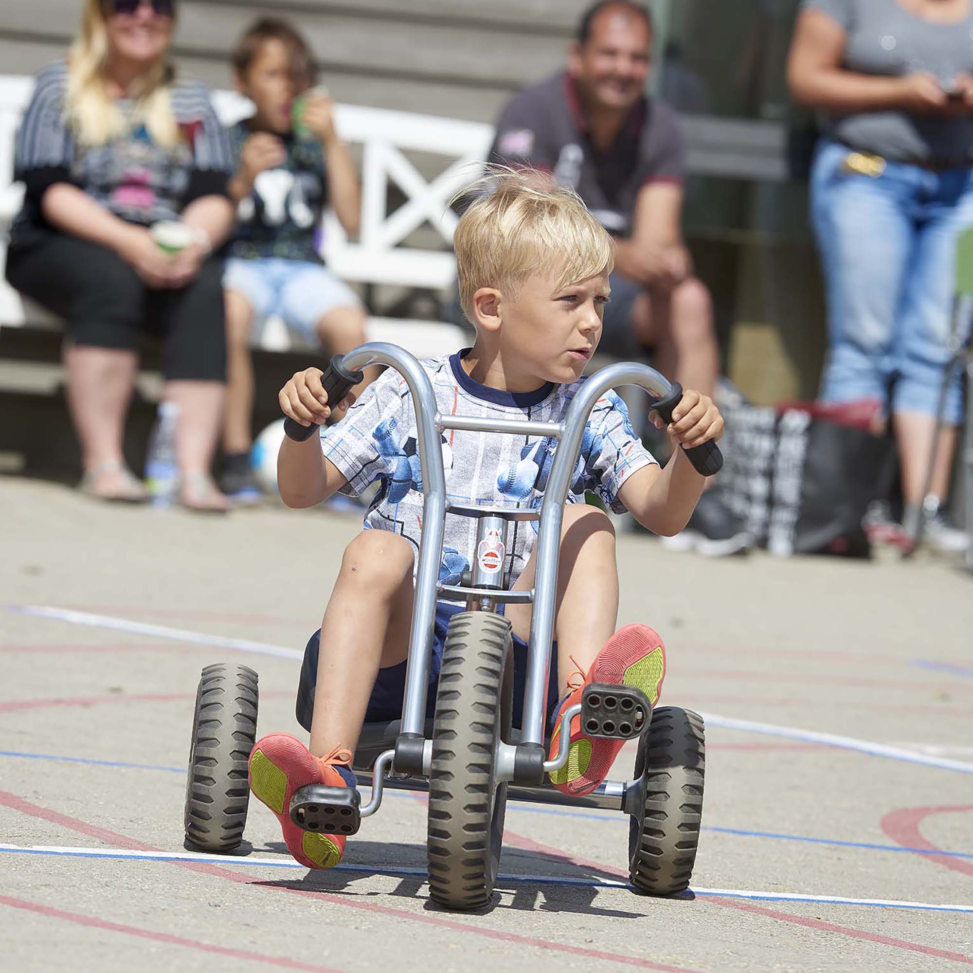 VIKING EXPLORER TRICYCLE - MEDIUM