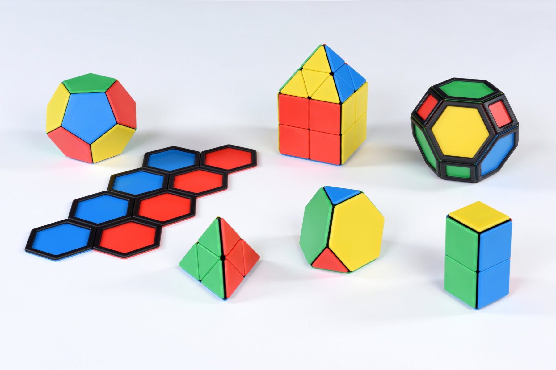 SOLID MAGNETIC POLYDRON ESSENTIALS SET 104 PIECES