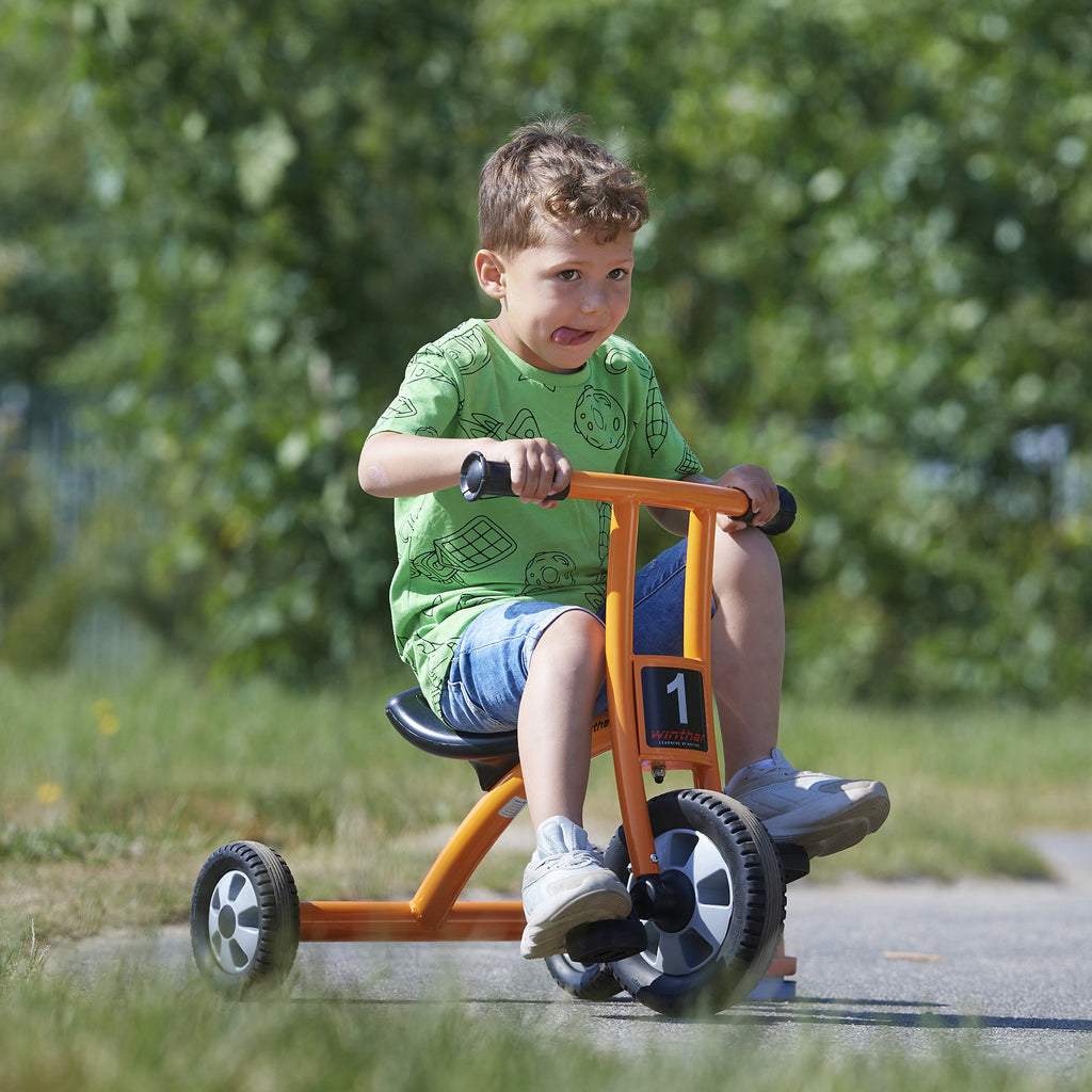 TRICYCLE - SMALL CIRCLE LINE