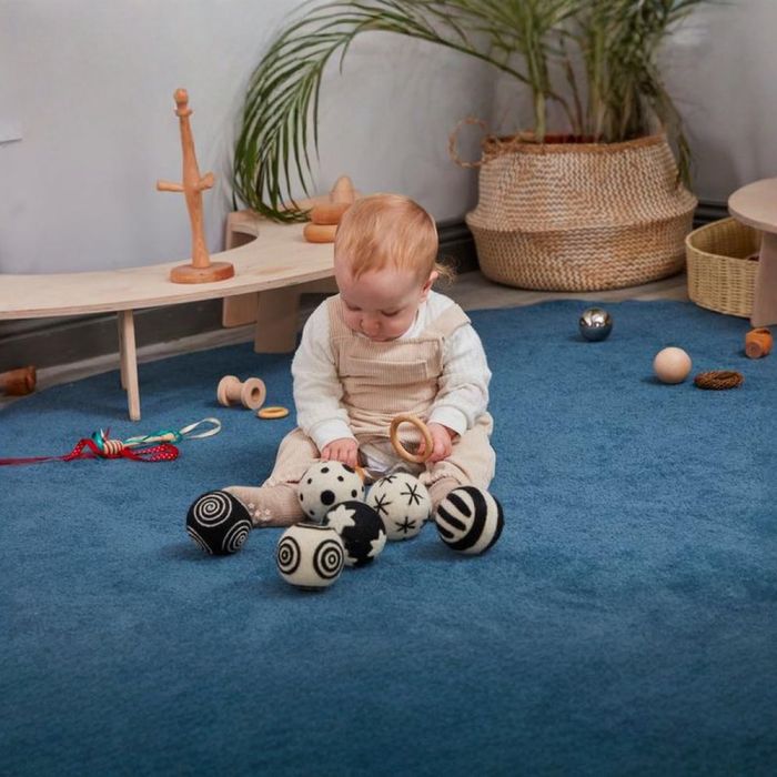 Baby Pattern Balls Black & White - Set of 6