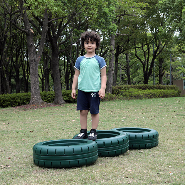 Tyre Challenge Black Set (400 x 150)
