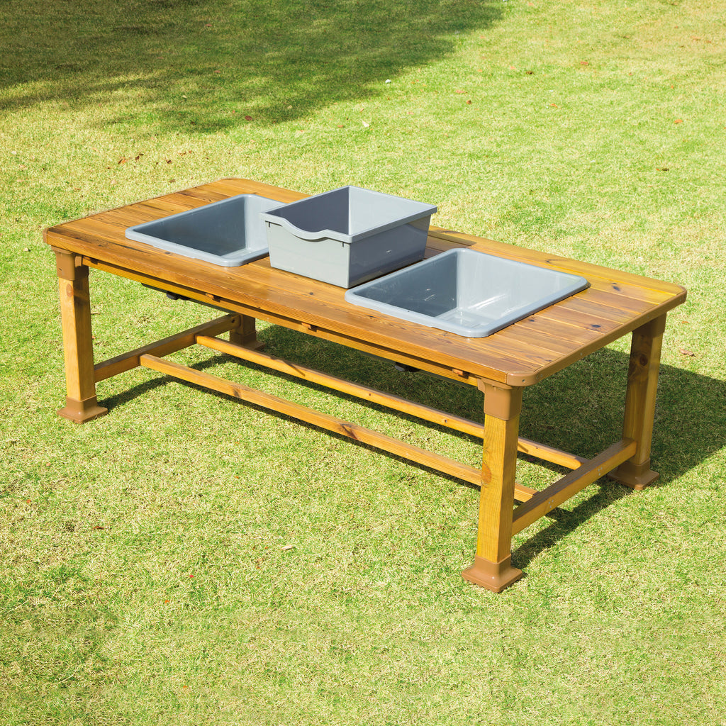 OUTDOOR DOUBLE MESSY TABLE