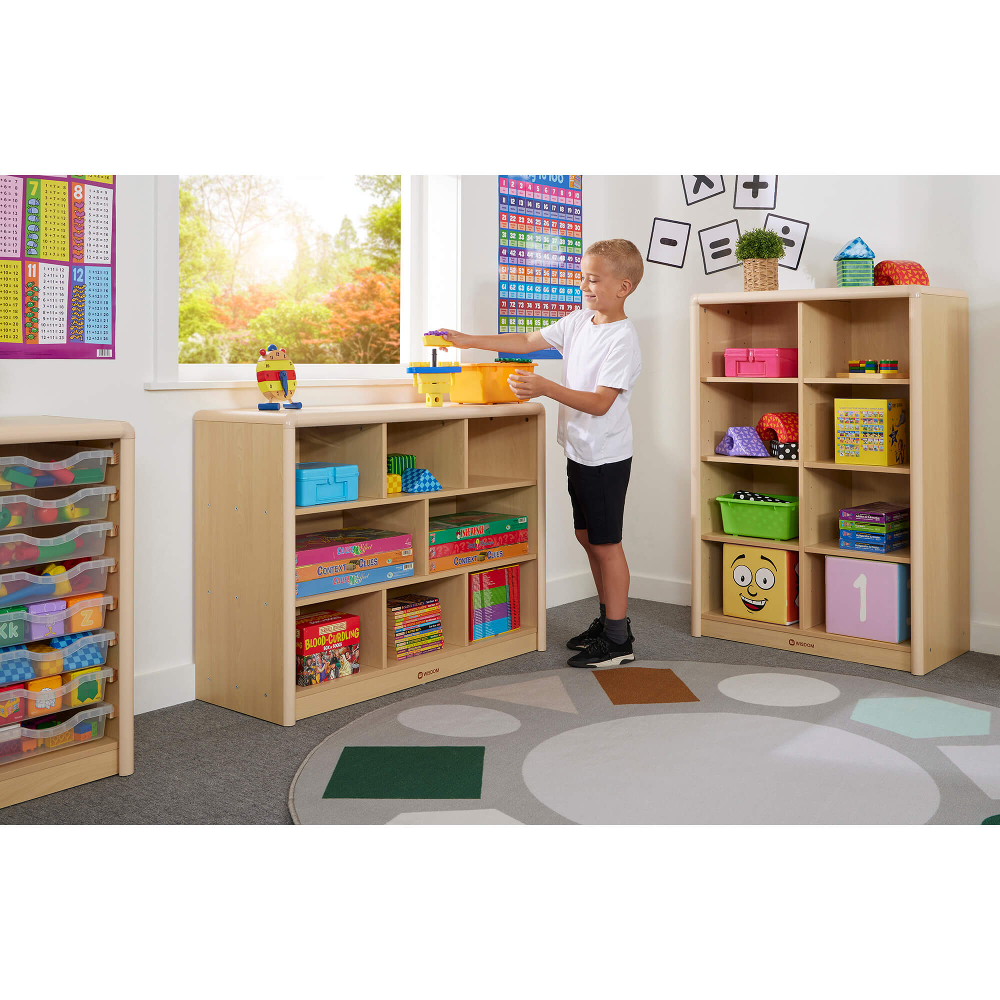 ELEGANT 8 COMPARTMENT CABINET
