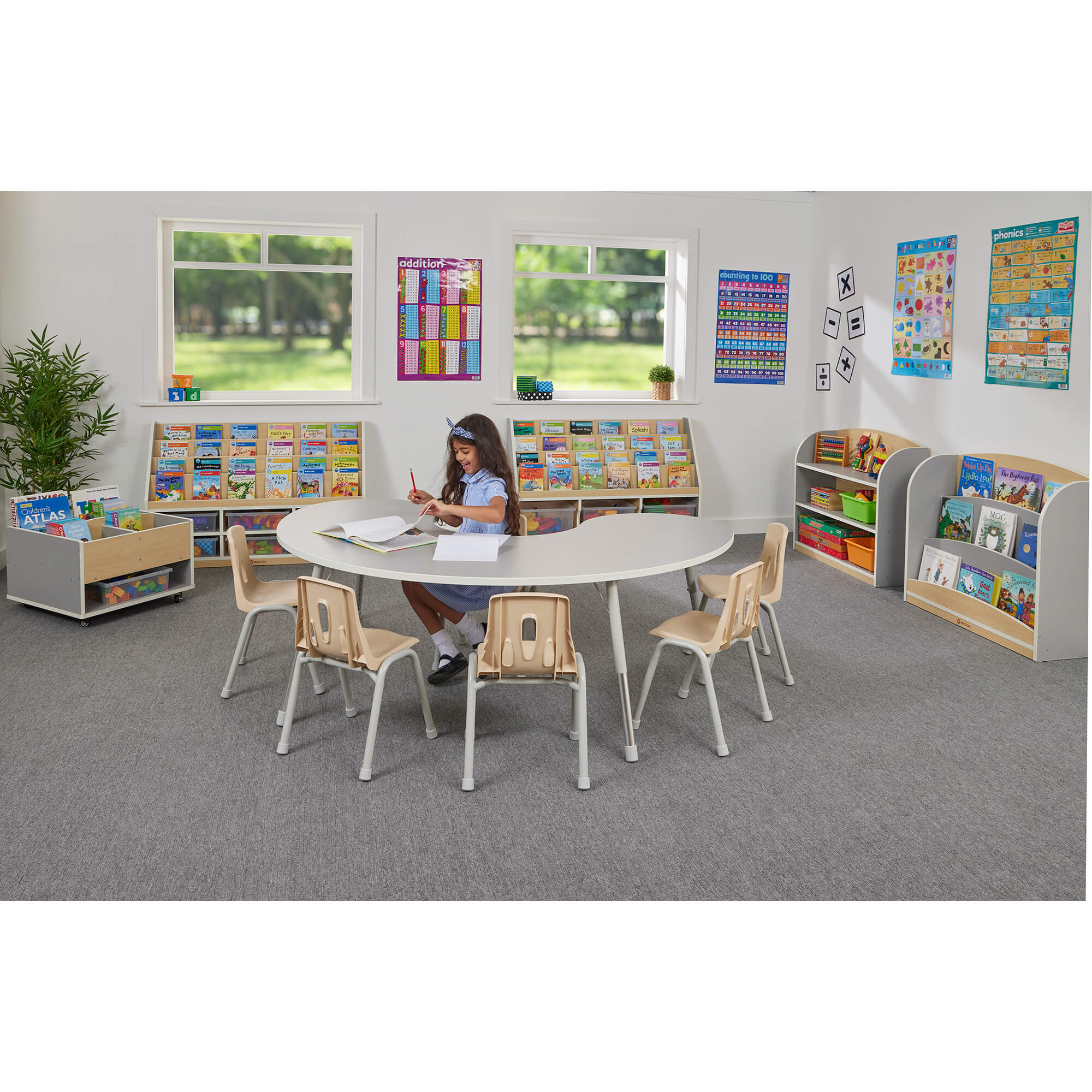 THRIFTY GROUP TABLE TOP 180 WITH HEIGHTADJ LEGS