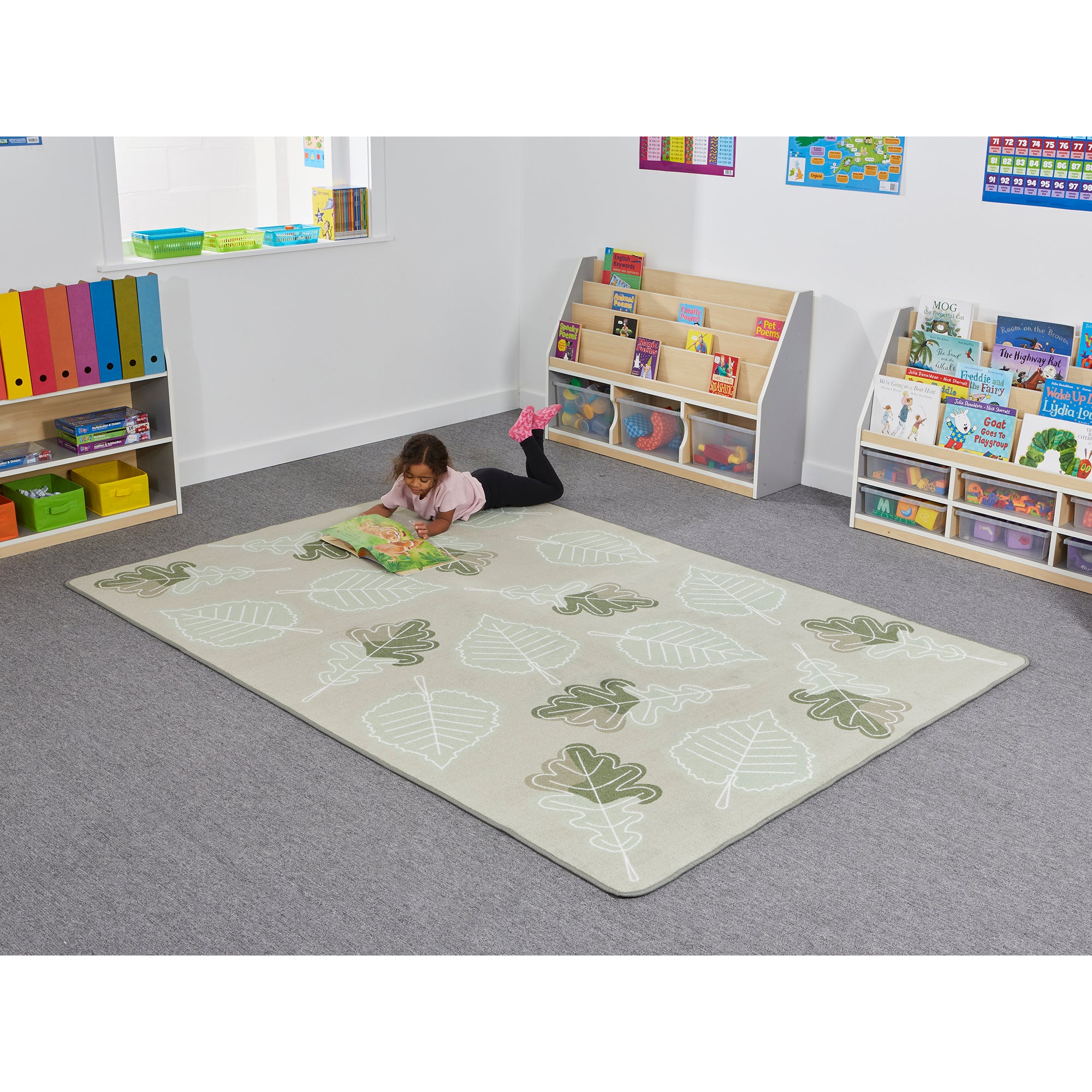 ABSTRACT LEAF RUG