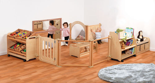 BABY ZONE WITH CLEAR TUBS