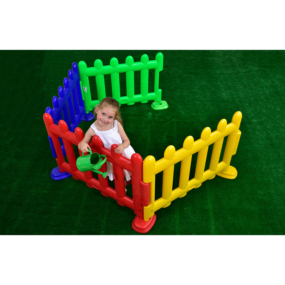 INDOOR & OUTDOOR PICKET FENCE