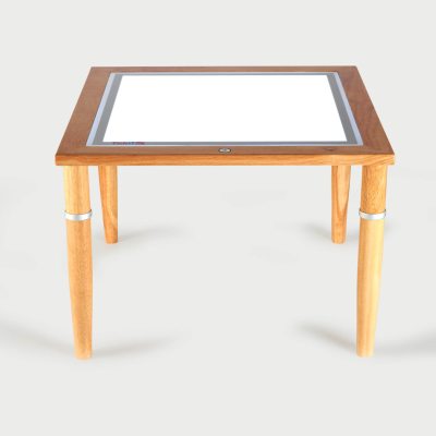 WOODEN LIGHT TABLE